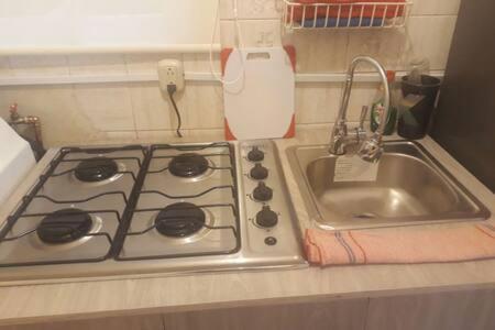 Departamento Pequeno Y Acogedor En Colonia Roma Mexico City
